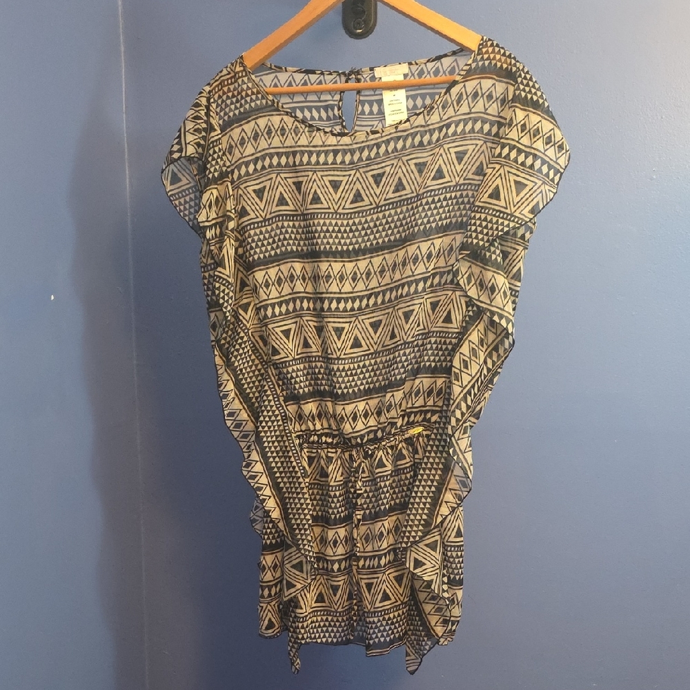 Jessica Simpson Tribal Print Blouse in Black and Cream